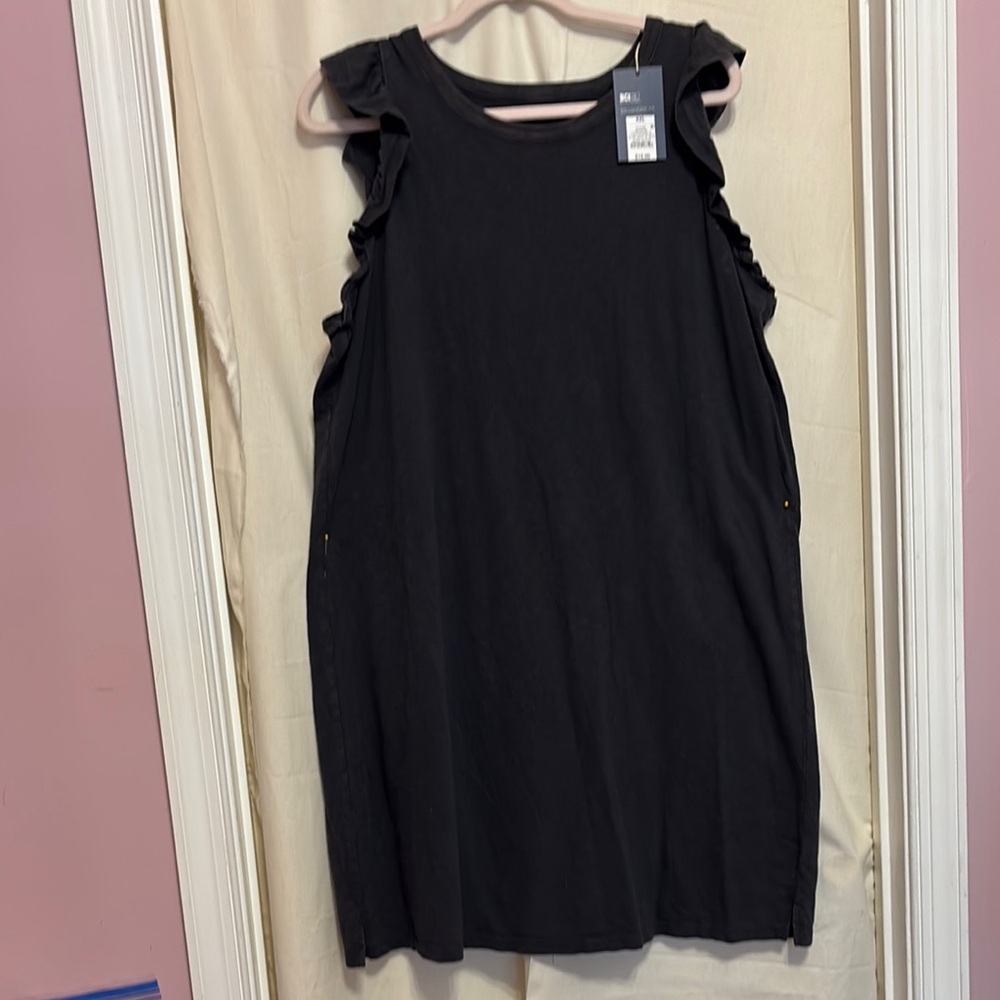 Universal Thread Black Sleeveless Ruffled Midi Dress